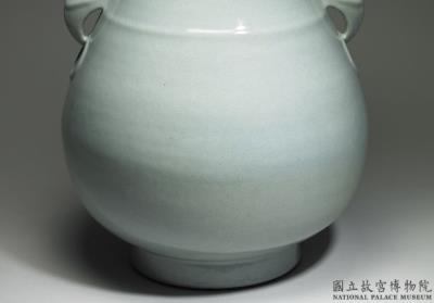 图片[2]-Hu vessel with handles in green glaze, Qing dynasty, Qianlong reign (1736-1795)-China Archive